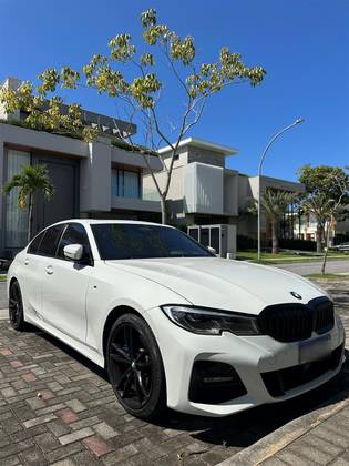 BMW 330e 2.0 16V TURBO HÍBRIDO M SPORT AUTOMÁTICO BMW 330e 2.0 16V TURBO HÍBRIDO M SPORT AUTOMÁTICO